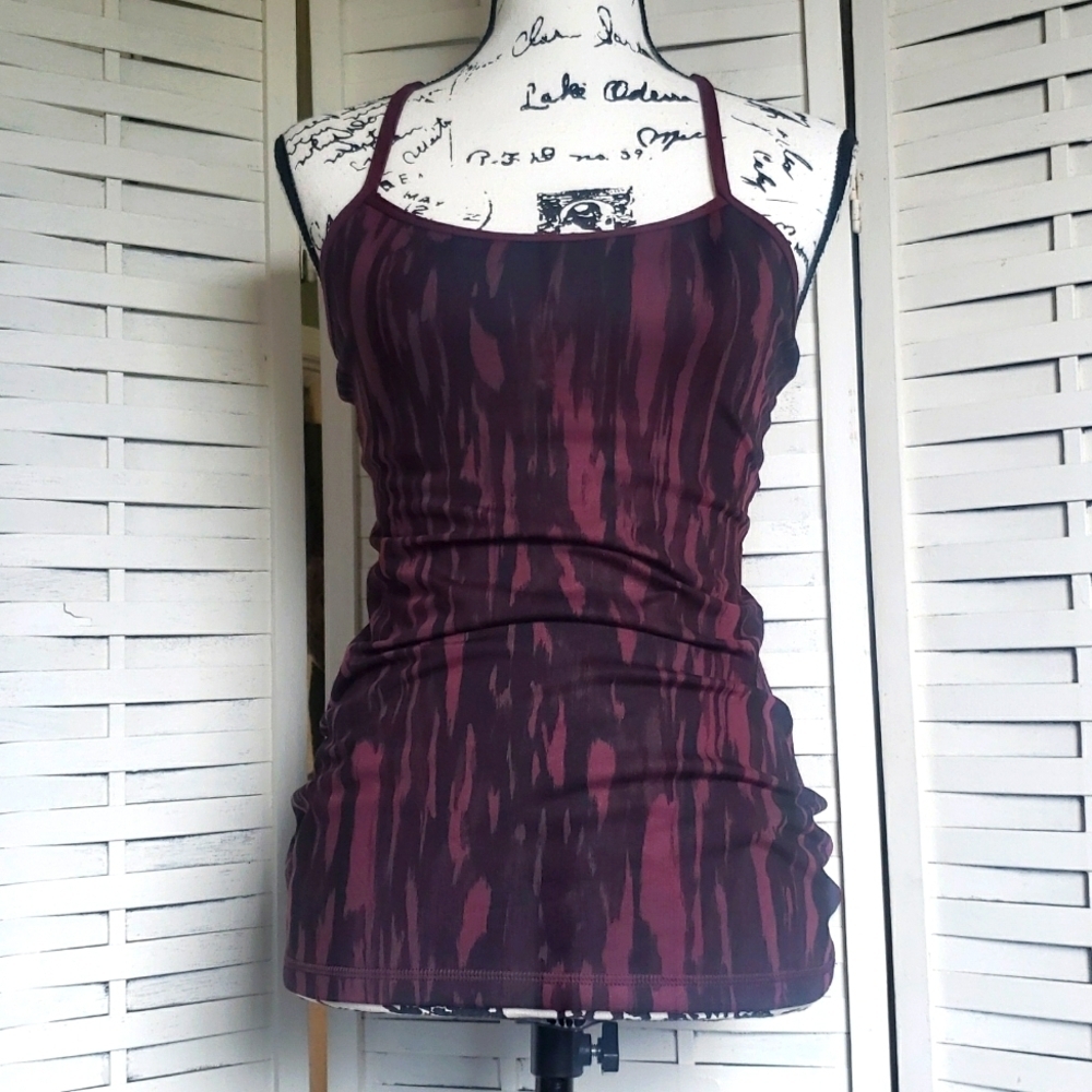 Lululemon Burgundy Ans Black Race Back Womens Multisport Inner Bra Tank Size  6